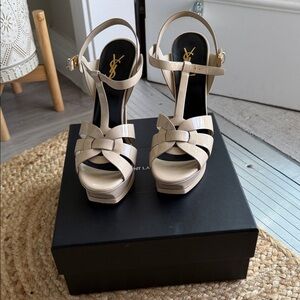 Yves Saint Laurent Tribute